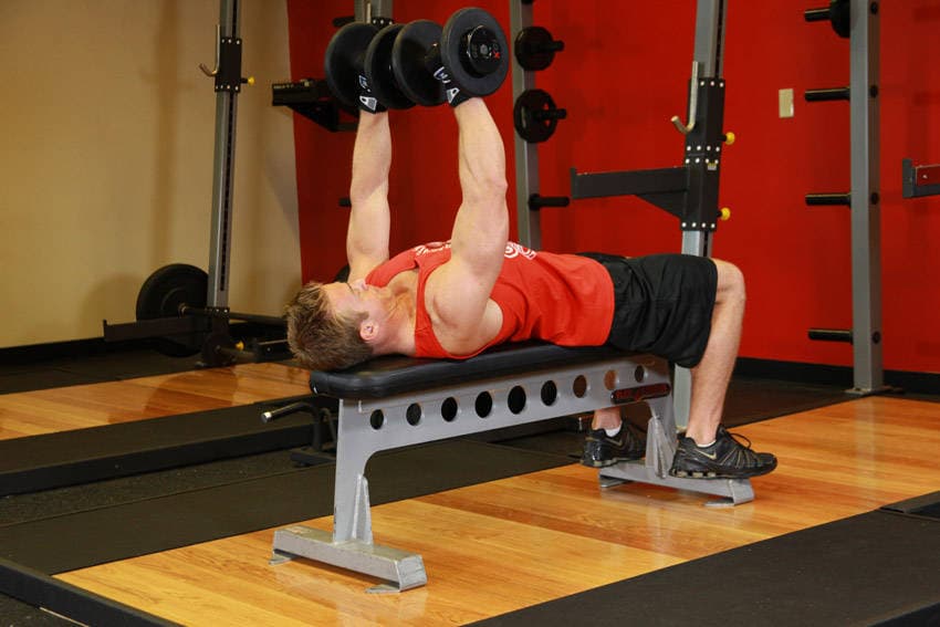 Dumbbell bench press, position 2