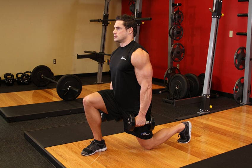 Dumbbell lunges, position 2